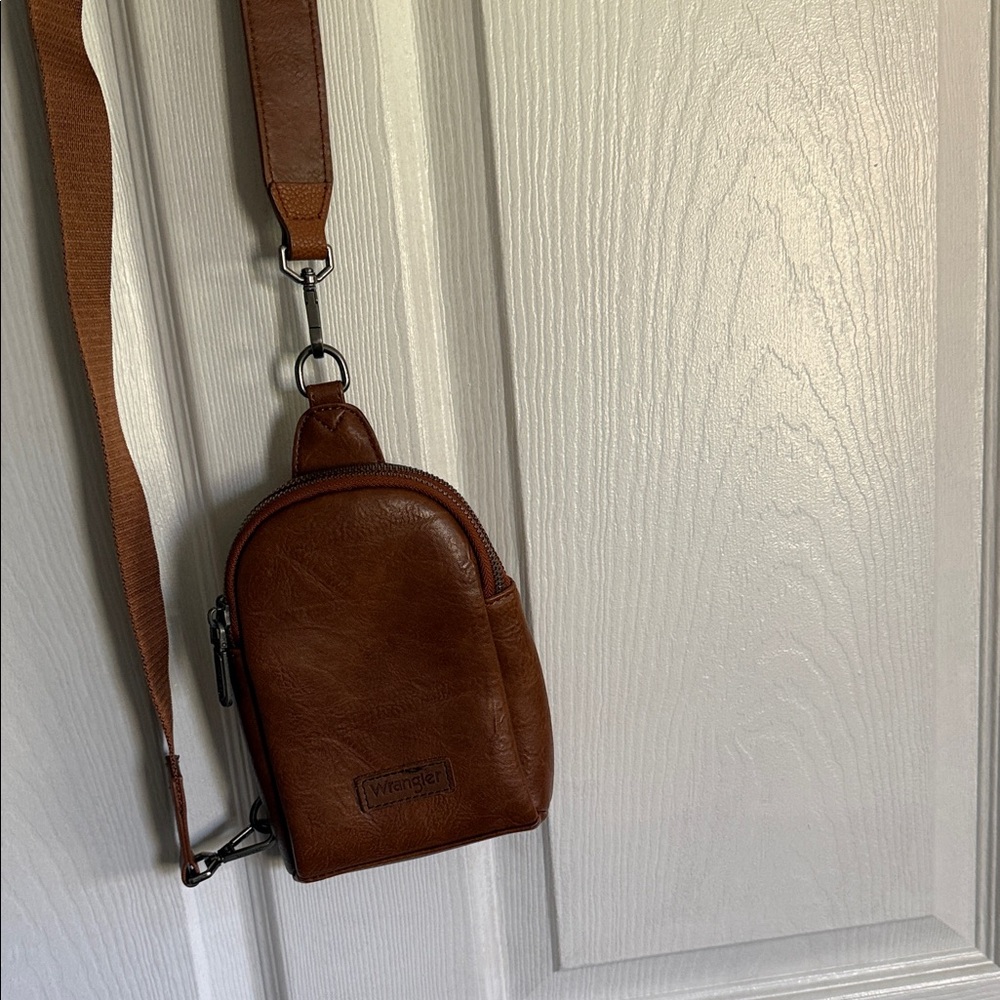 Wrangler Tan Leather Belt Bag